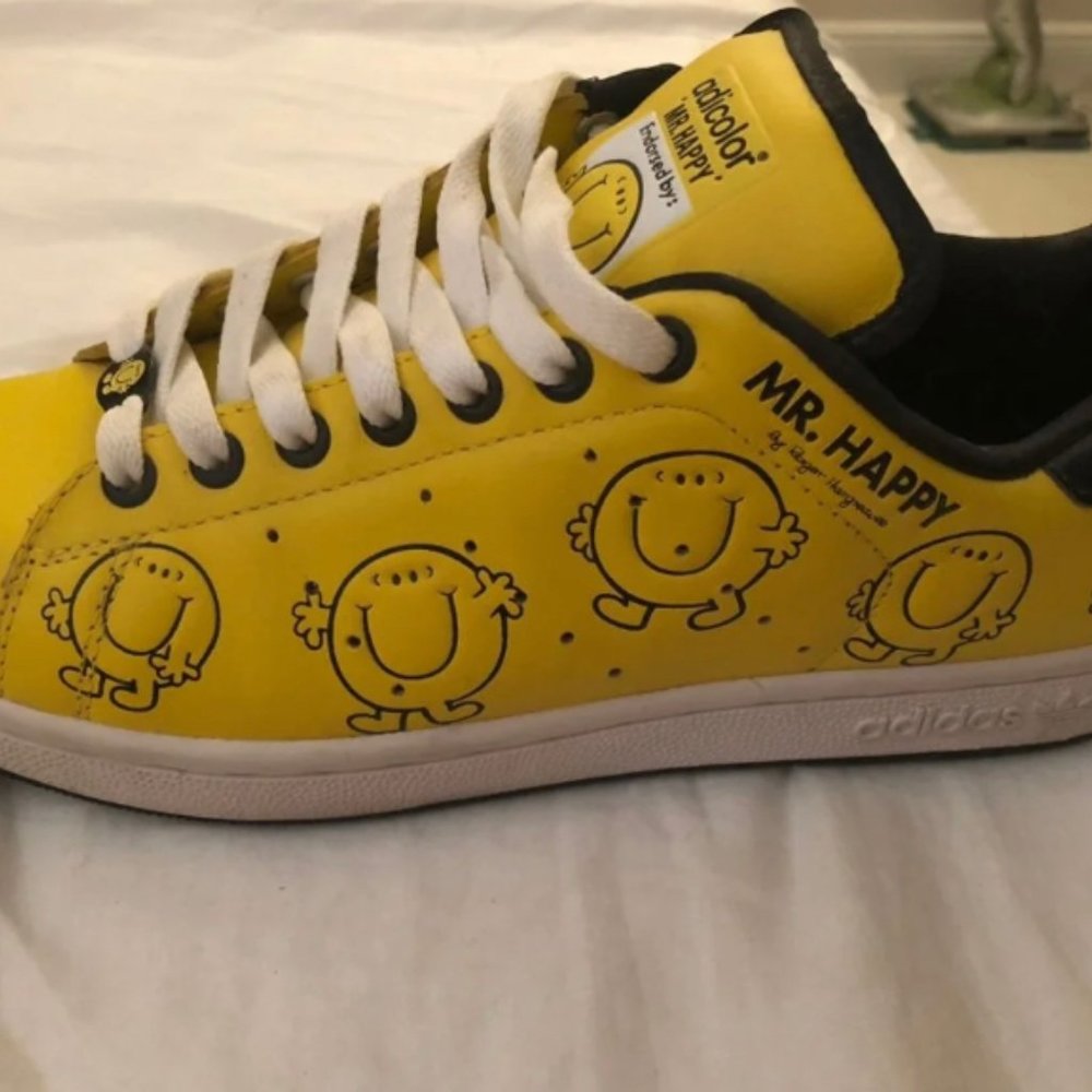 Adicolor Limited Edition Mr. Happy Sneakers